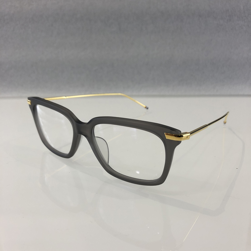 TB701 G（THOM BROWNE）