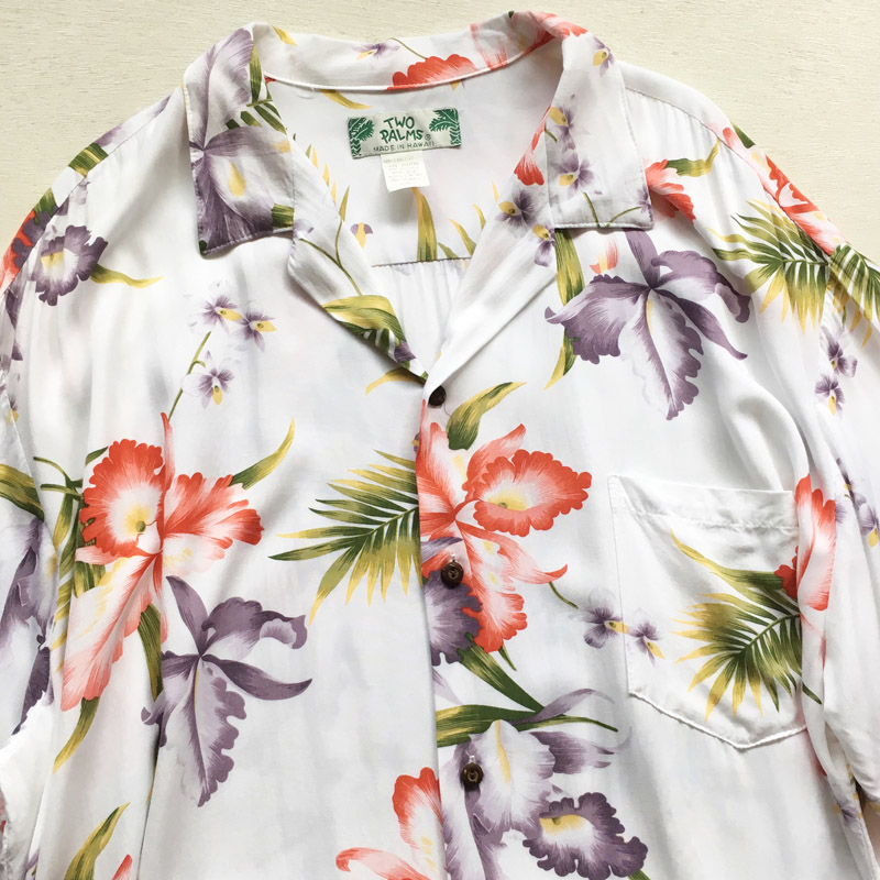 1990s Rayon Hawaiian Shirt Made in Hawaii（Two Palms）