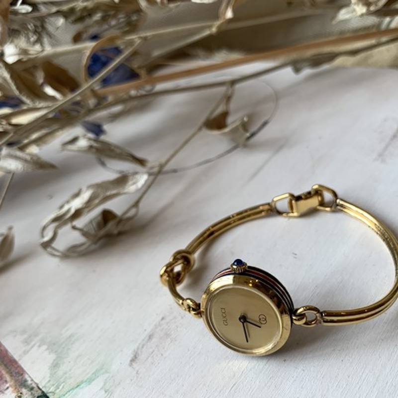 【動作確認済・希少】GUCCI グッチ バングルウォッチ 手巻き式 イタリア製 動作確認済・希少】GUCCI グッチ バングルウォッチ 手巻き式