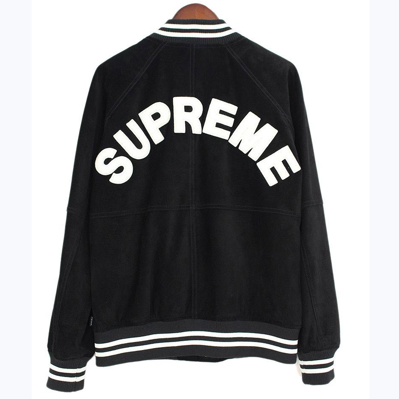 Hooded Logo Half Zip Pullover Jacket（SUPREME）