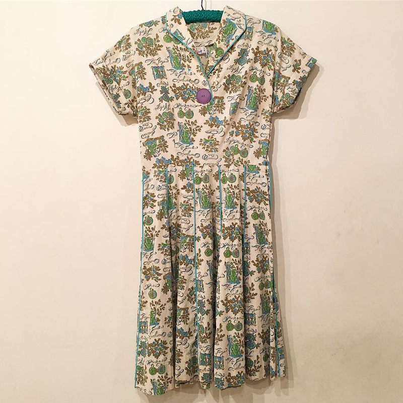 1960's vintage motif textile dress（USED）
