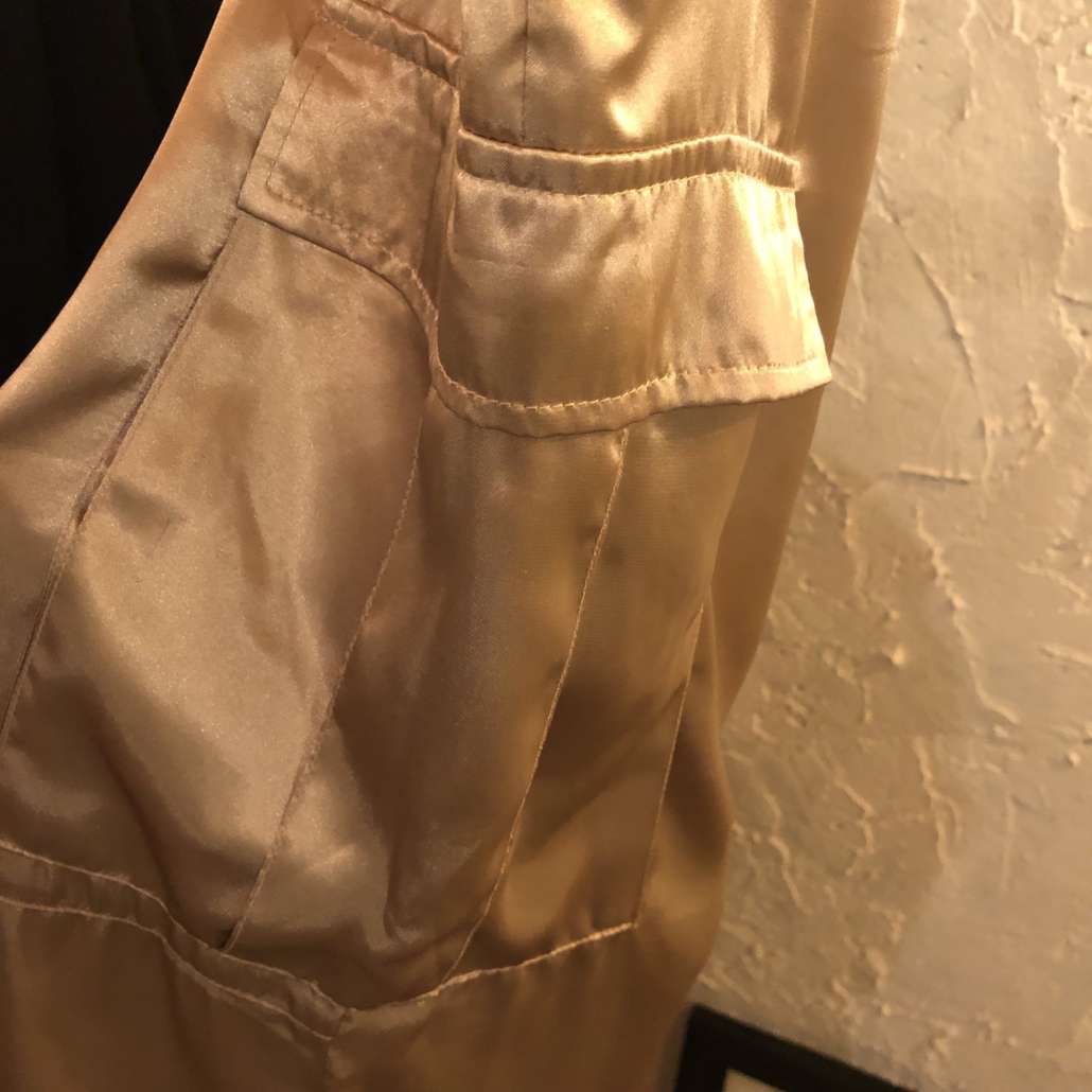 ladies cargo pants (champagne gold) （used）