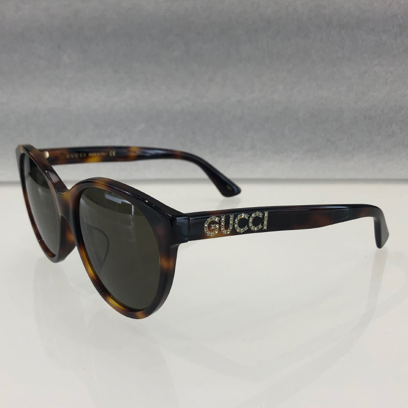 GG0419SA 002 56（GUCCI）