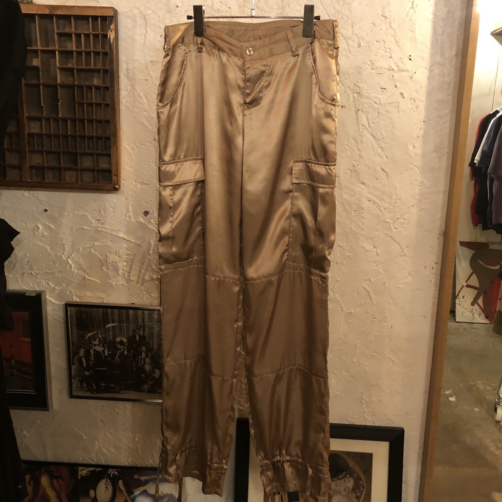 ladies cargo pants (champagne gold) （used）